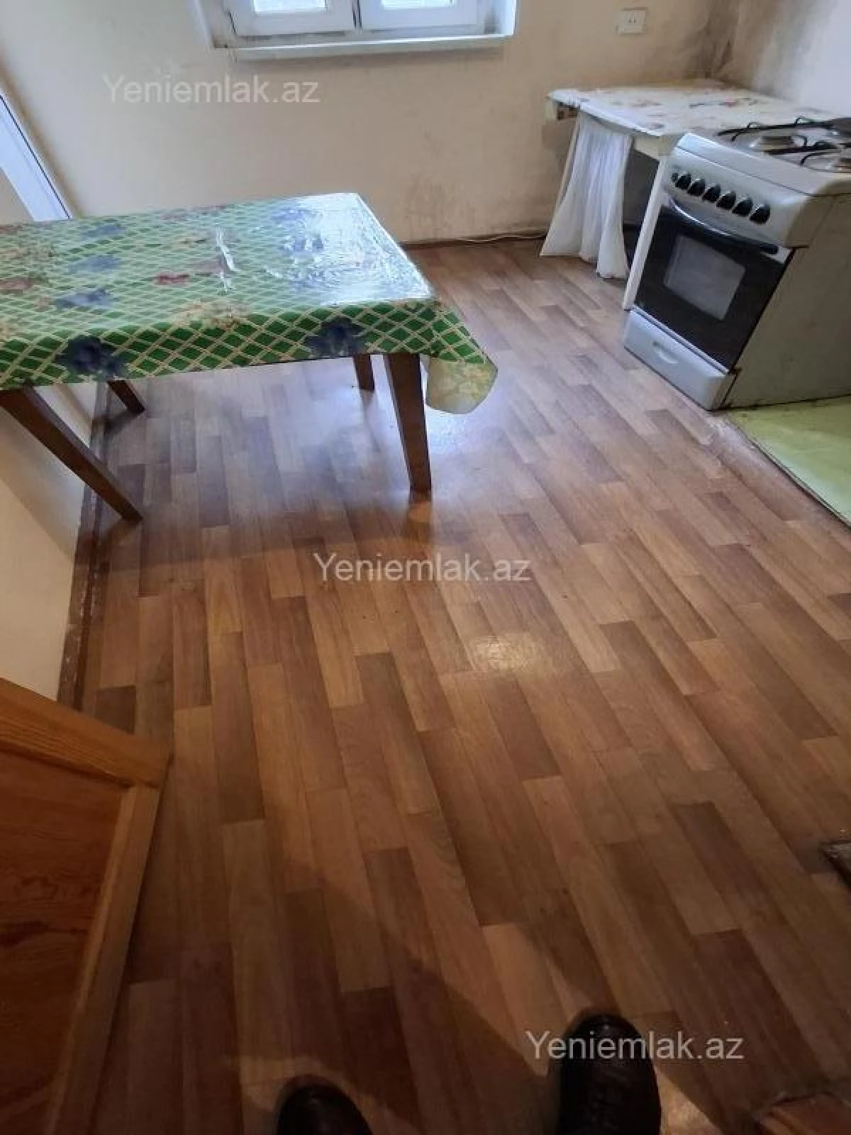 Satılır 2 otaqlı köhnə tikili 60 m²