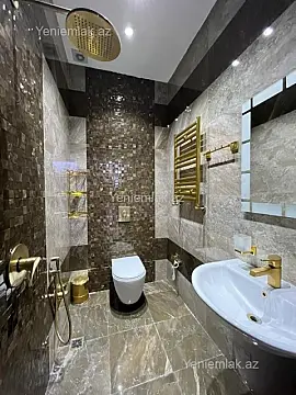 Satılır 8 otaqlı həyət evi 1000 m²