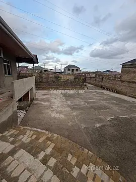 Satılır 4 otaqlı həyət evi 130 m²