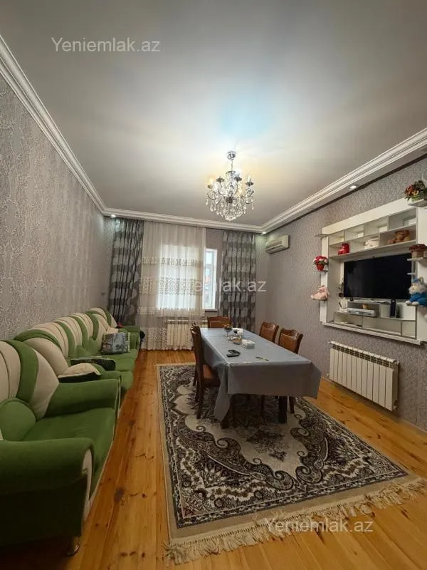 Satılır 4 otaqlı həyət evi 130 m²