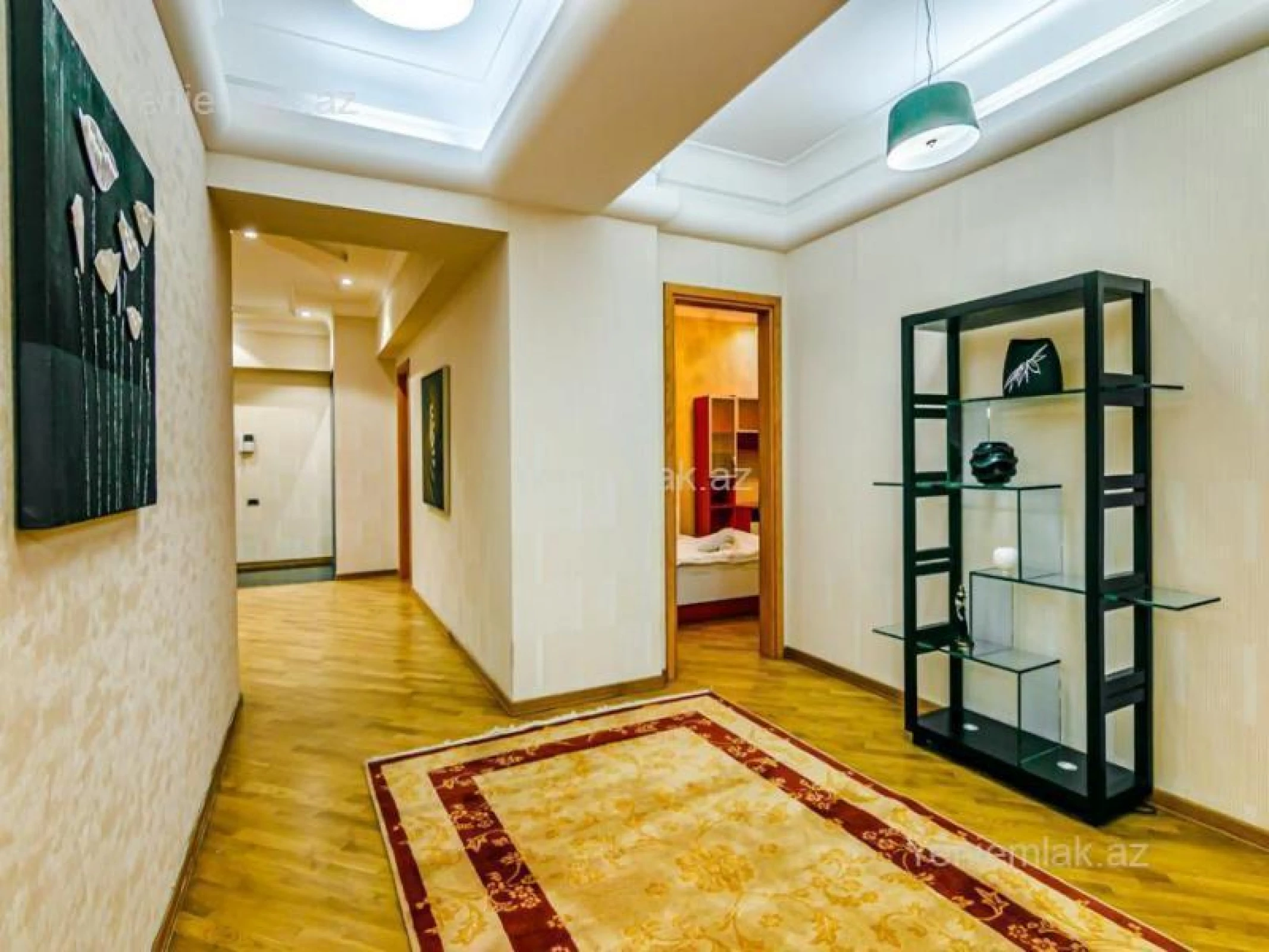 Satılır 4 otaqlı yeni tikili 185 m²