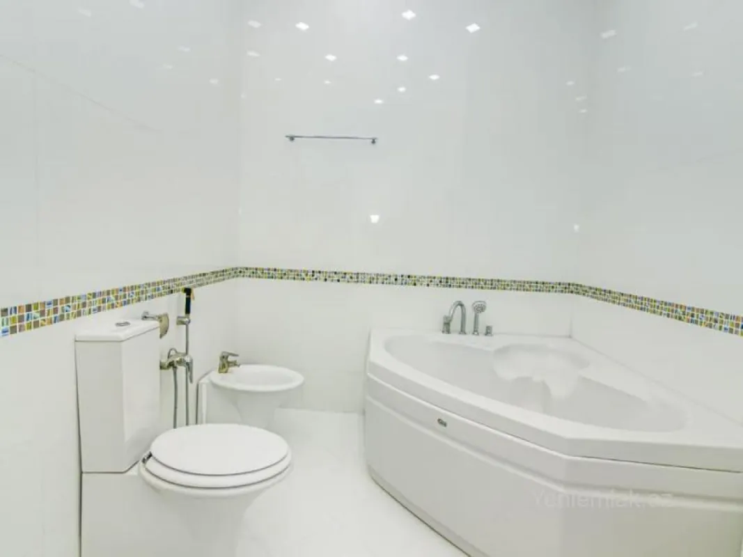 Satılır 4 otaqlı yeni tikili 185 m²