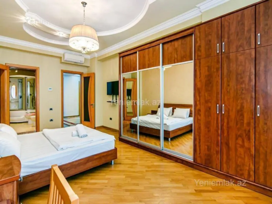 Satılır 4 otaqlı yeni tikili 185 m²