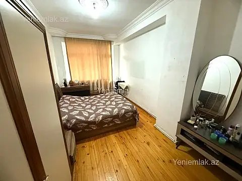 Satılır 3 otaqlı yeni tikili 120 m²