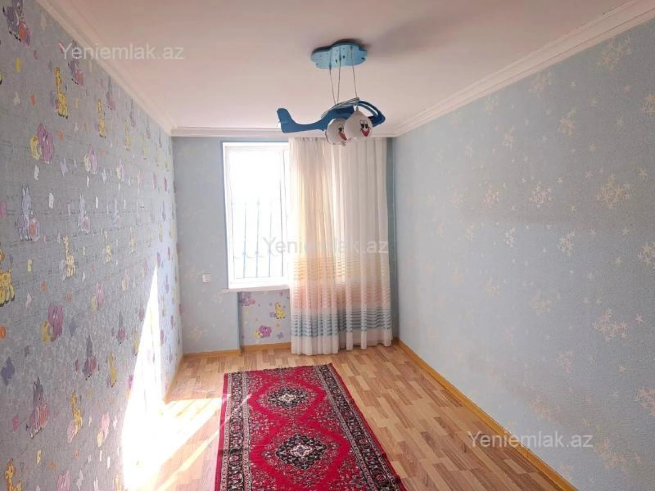Satılır 3 otaqlı köhnə tikili 80 m²