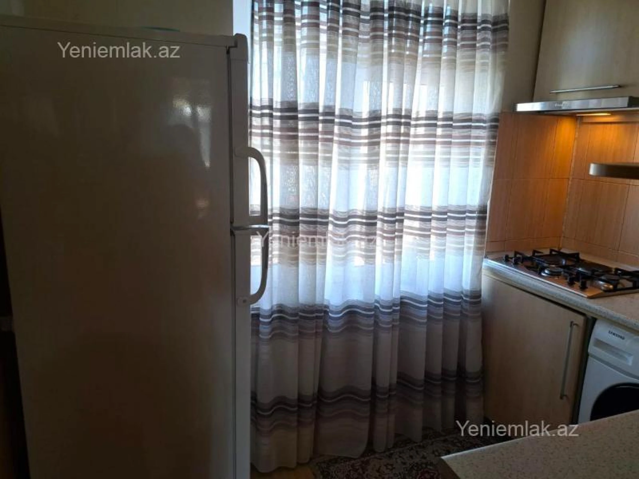 Satılır 3 otaqlı köhnə tikili 80 m²