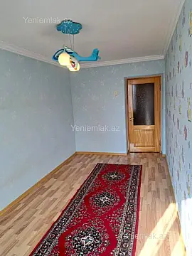Satılır 3 otaqlı köhnə tikili 80 m²