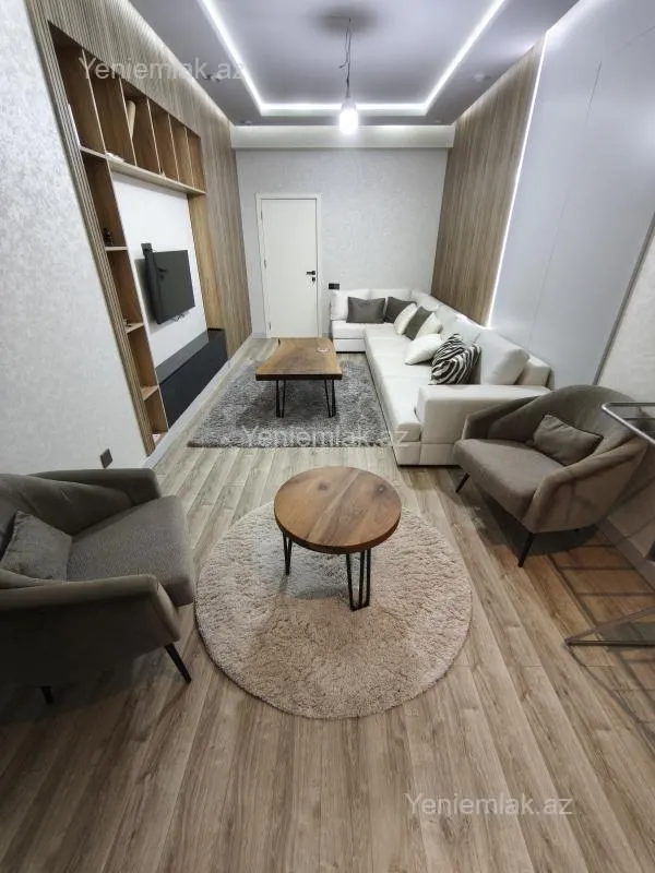 Satılır 2 otaqlı yeni tikili 70 m²