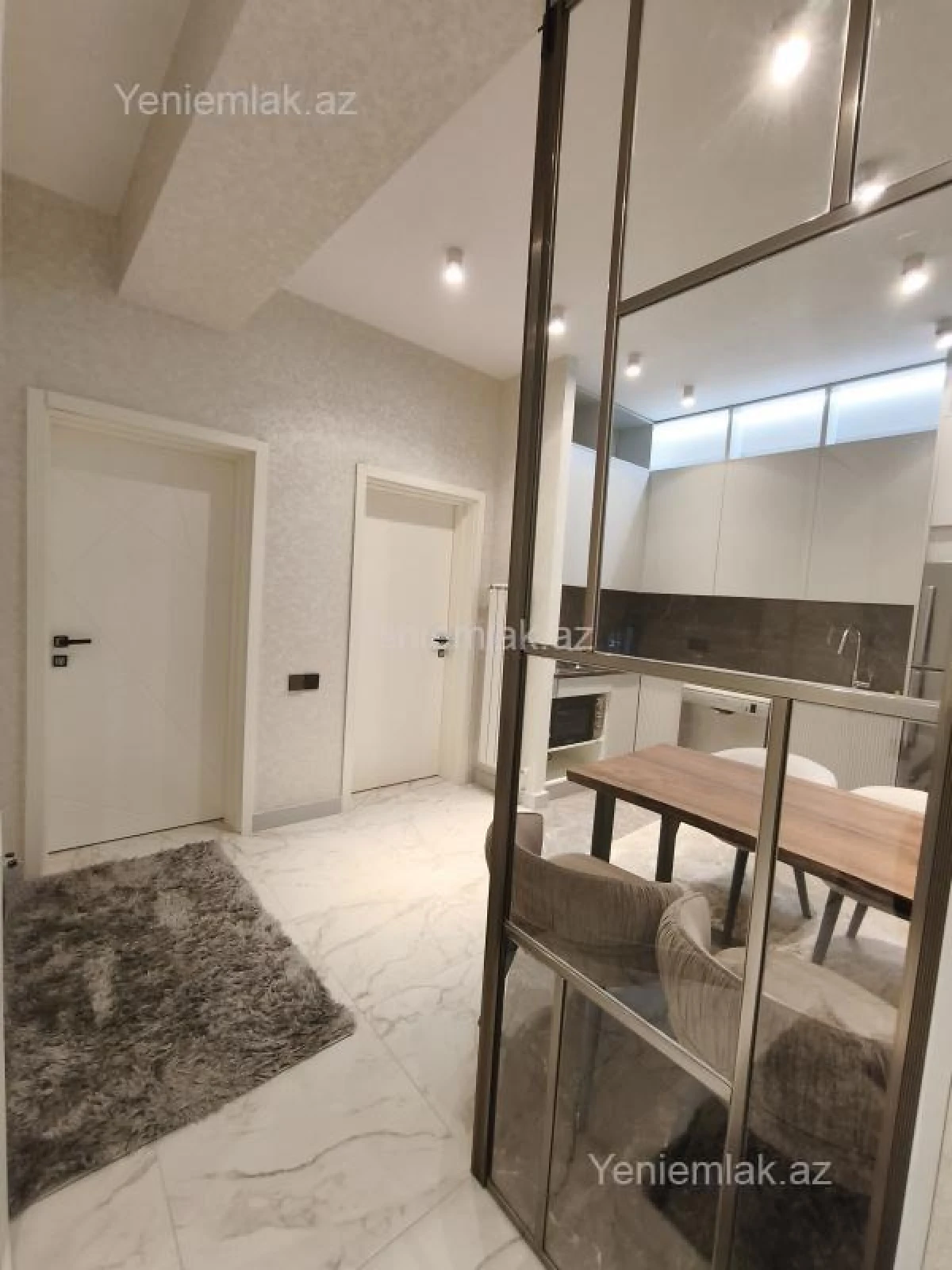 Satılır 2 otaqlı yeni tikili 70 m²