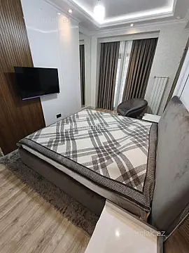 Satılır 2 otaqlı yeni tikili 70 m²