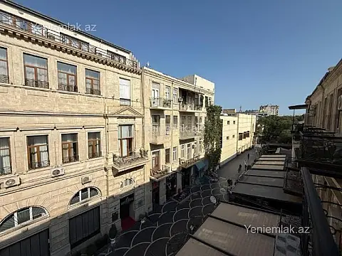 Satılır 1 otaqlı köhnə tikili 35 m²