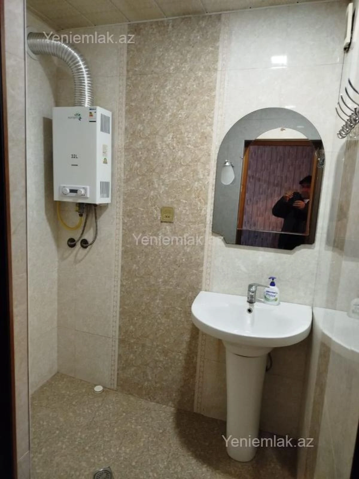 Satılır 3 otaqlı köhnə tikili 80 m²