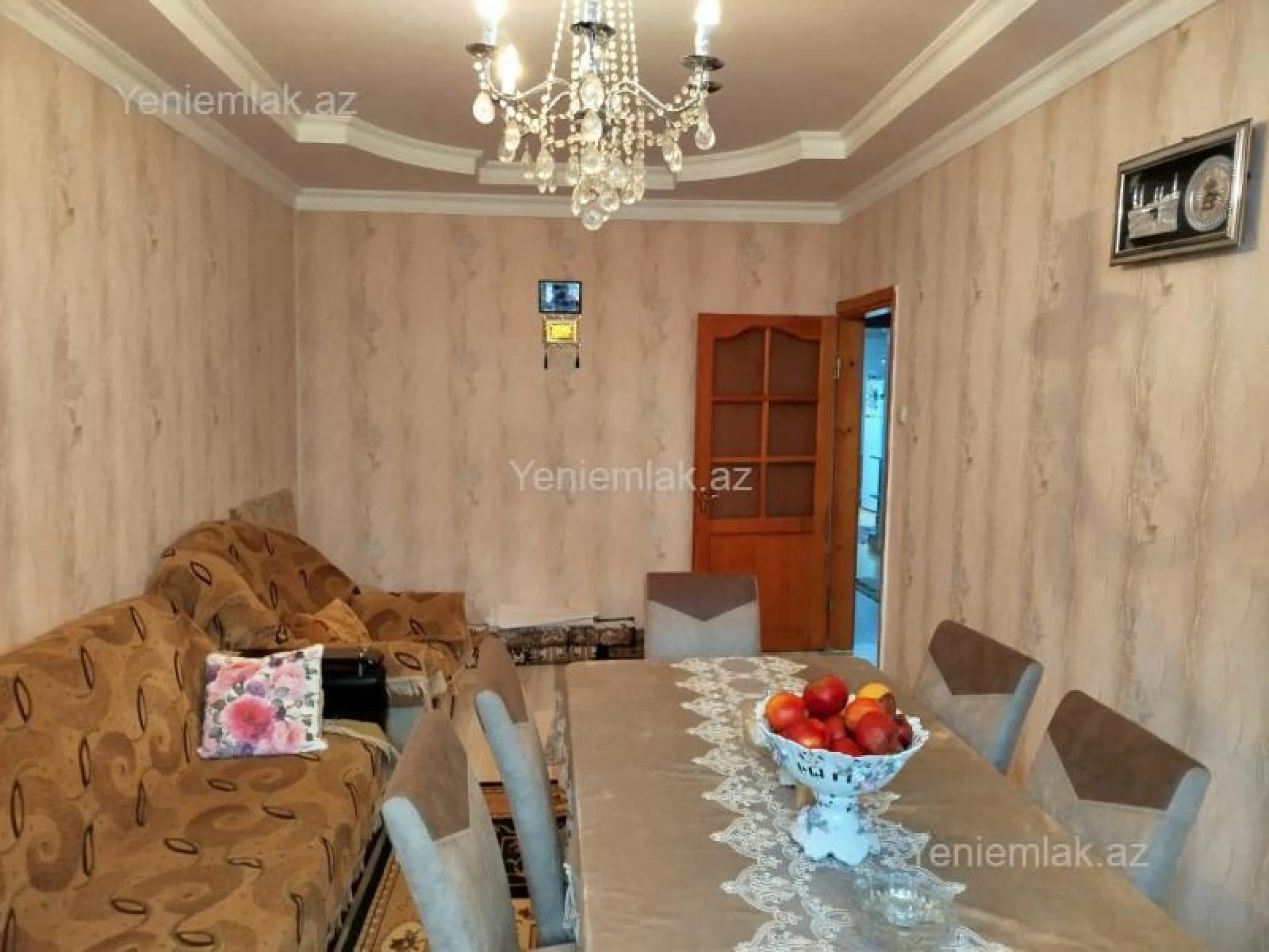 Satılır 3 otaqlı köhnə tikili 80 m²