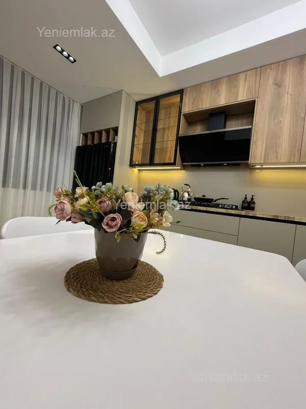 Satılır 3 otaqlı yeni tikili 96 m²