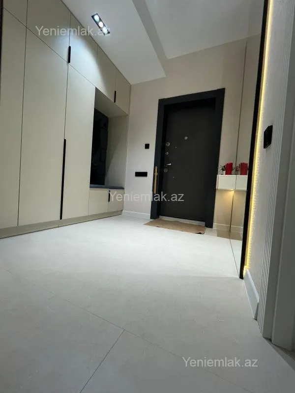 Satılır 3 otaqlı yeni tikili 96 m²