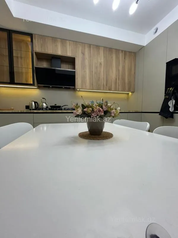 Satılır 3 otaqlı yeni tikili 96 m²