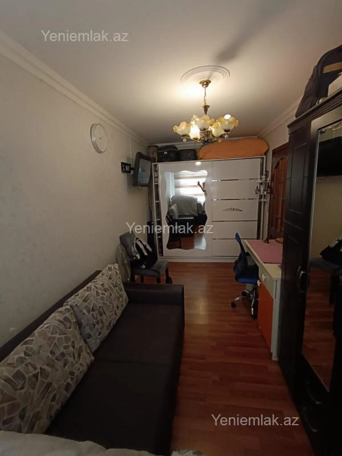 Satılır 2 otaqlı köhnə tikili 50 m²