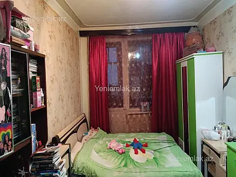 Satılır 3 otaqlı köhnə tikili 72 m²