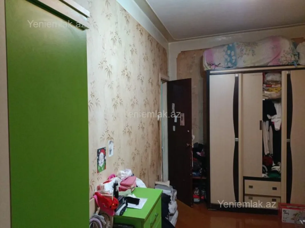 Satılır 3 otaqlı köhnə tikili 72 m²