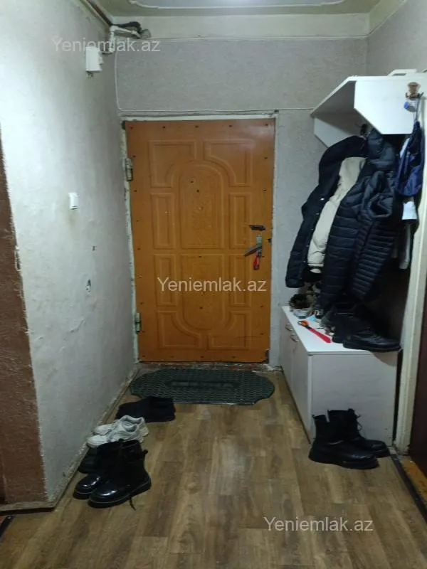Satılır 3 otaqlı köhnə tikili 72 m²