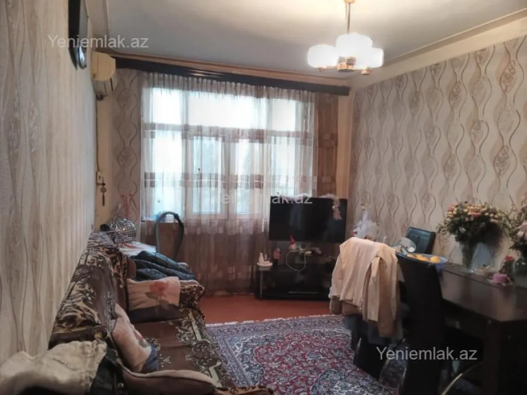 Satılır 3 otaqlı köhnə tikili 72 m²