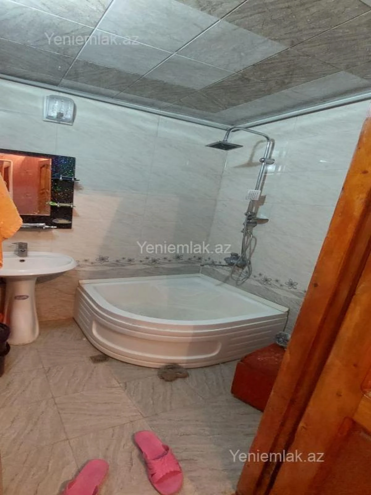 Satılır 3 otaqlı köhnə tikili 65 m²