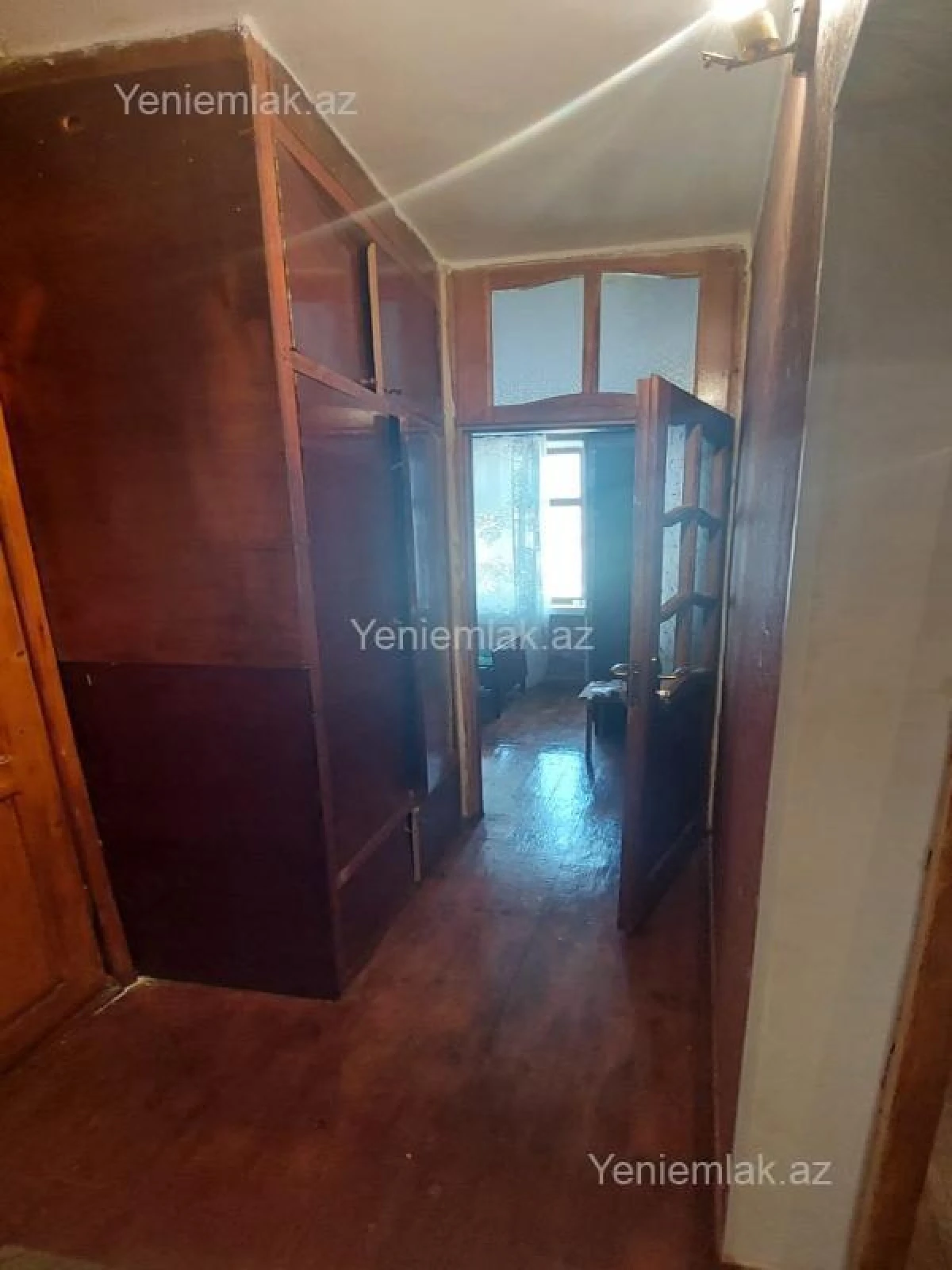 Satılır 3 otaqlı köhnə tikili 65 m²