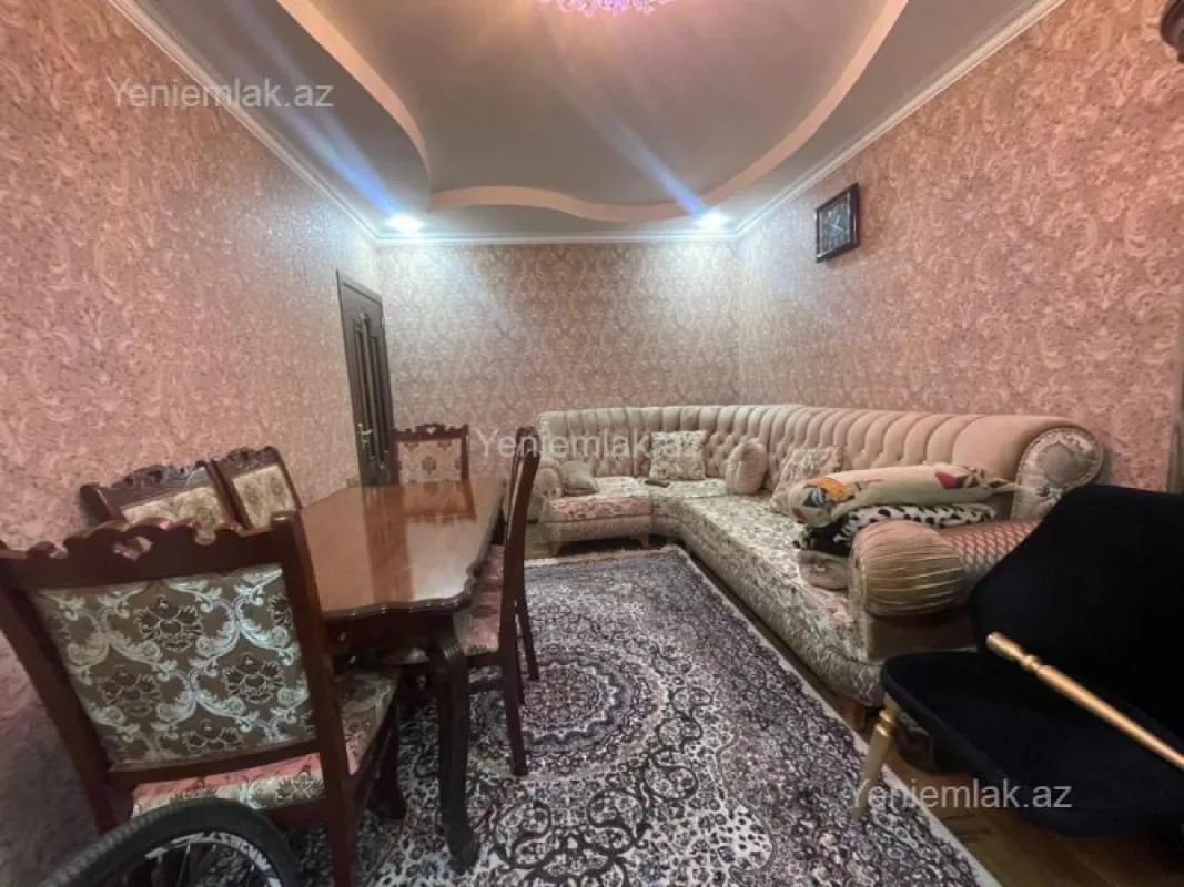 Satılır 3 otaqlı köhnə tikili 72 m²