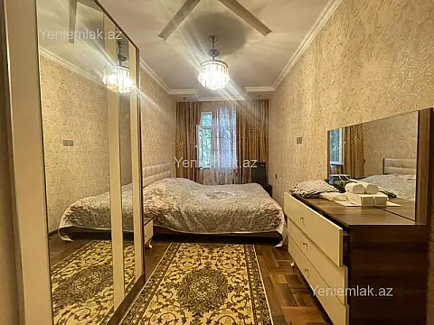 Satılır 3 otaqlı köhnə tikili 72 m²