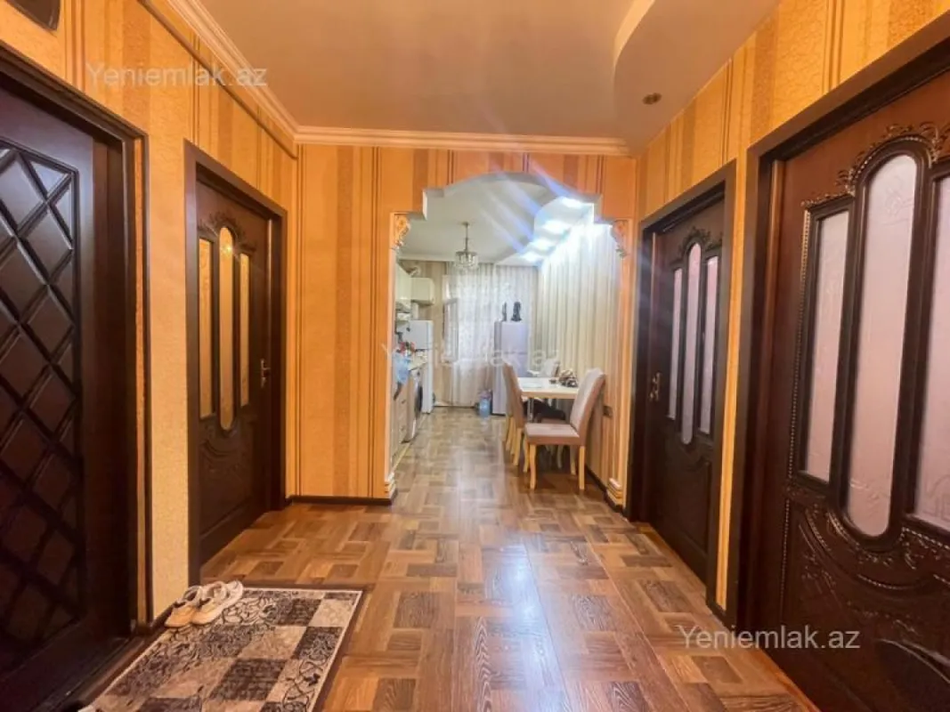 Satılır 3 otaqlı köhnə tikili 72 m²