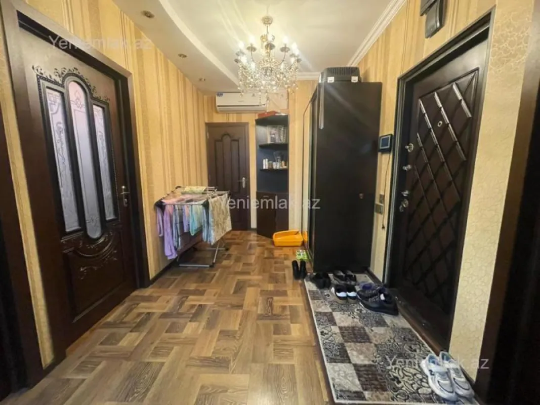 Satılır 3 otaqlı köhnə tikili 72 m²