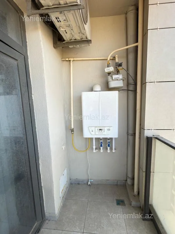 Satılır 3 otaqlı yeni tikili 50 m²