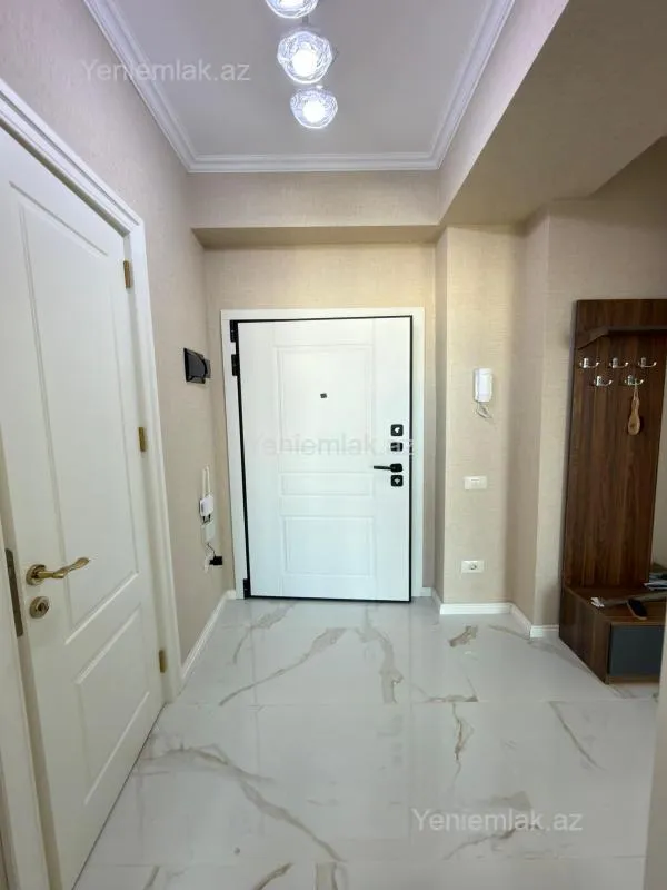 Satılır 3 otaqlı yeni tikili 50 m²