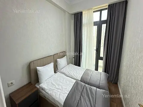 Satılır 3 otaqlı yeni tikili 50 m²