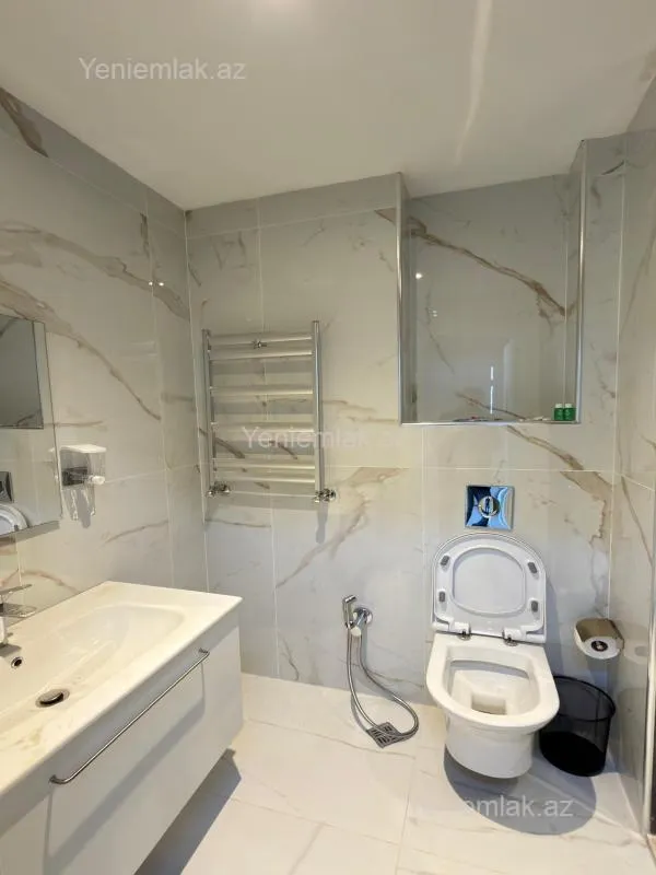 Satılır 3 otaqlı yeni tikili 50 m²