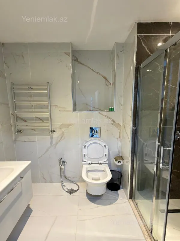 Satılır 3 otaqlı yeni tikili 50 m²