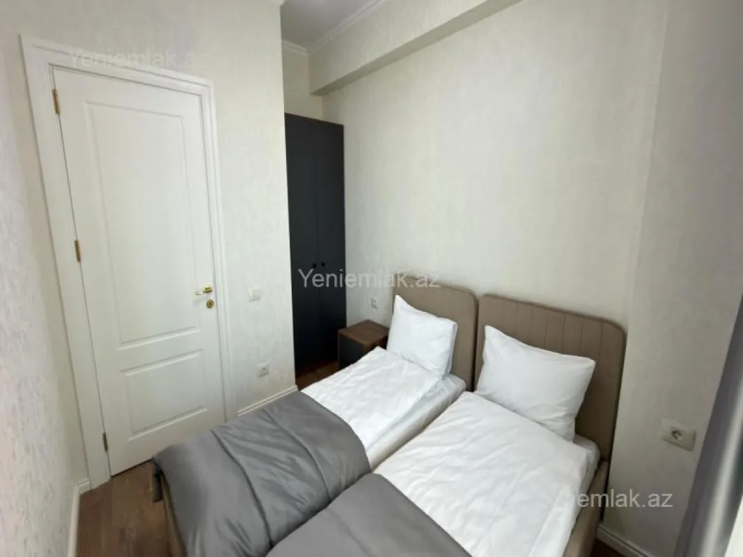 Satılır 3 otaqlı yeni tikili 50 m²