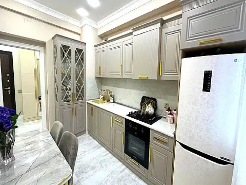 Satılır 2 otaqlı yeni tikili 92 m²