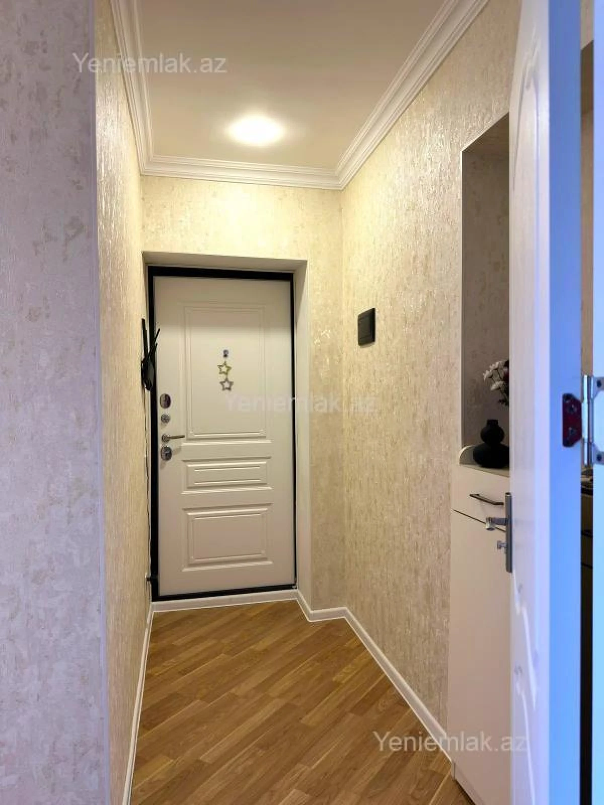 Satılır 2 otaqlı köhnə tikili 50 m²