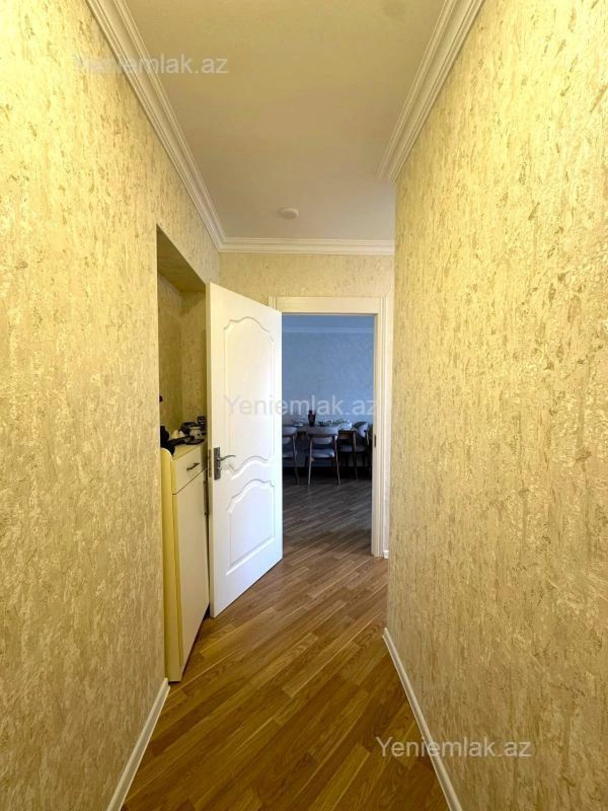 Satılır 2 otaqlı köhnə tikili 50 m²