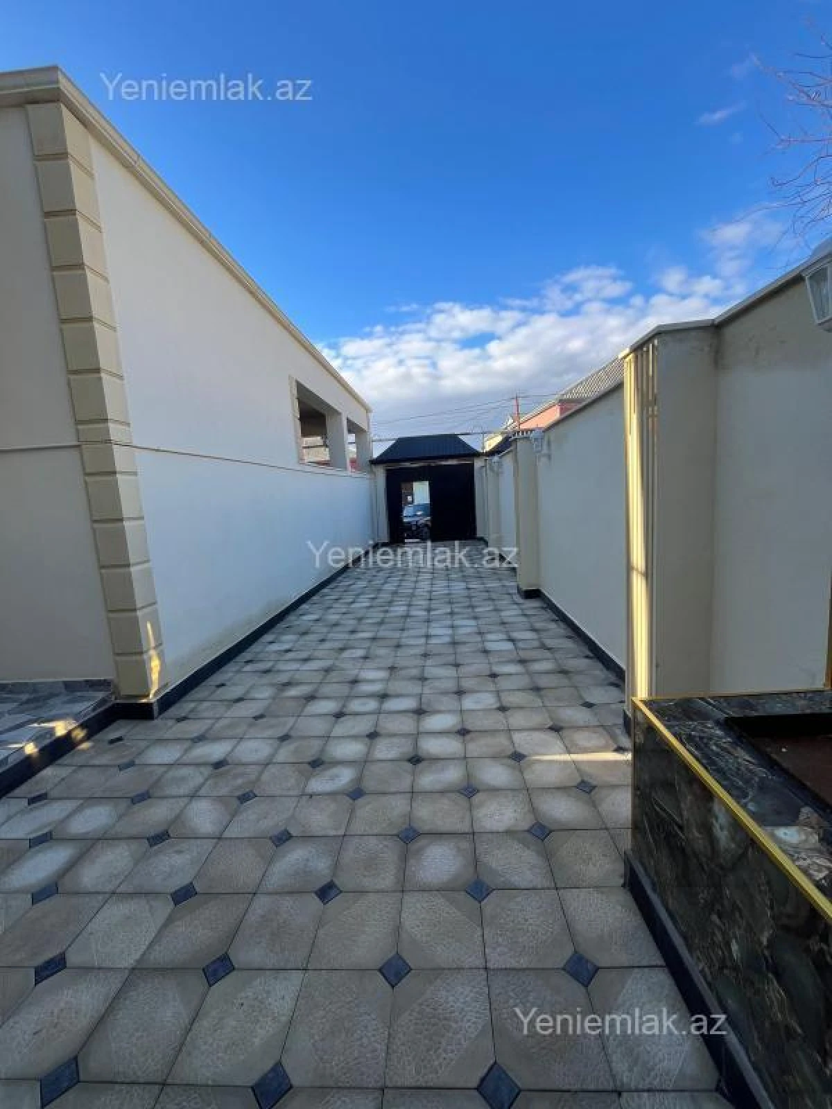 Satılır 4 otaqlı həyət evi 200 m²