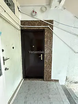 Satılır 2 otaqlı köhnə tikili 60 m²