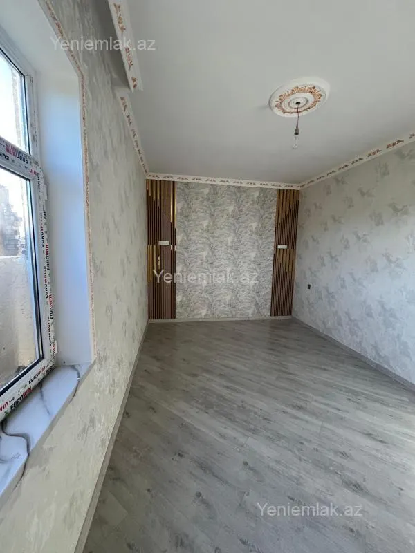 Satılır 4 otaqlı həyət evi 200 m²