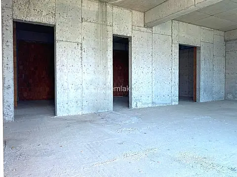 Satılır 4 otaqlı yeni tikili 250 m²