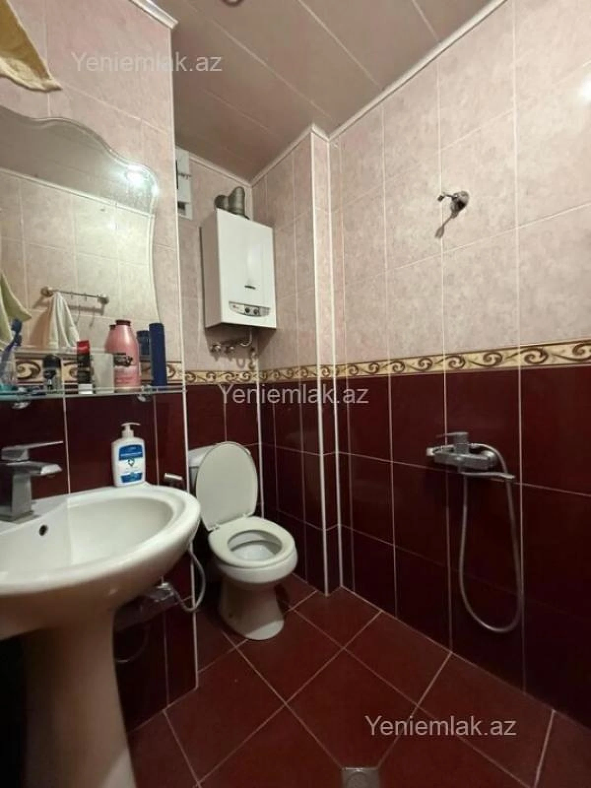 Satılır 1 otaqlı köhnə tikili 35 m²