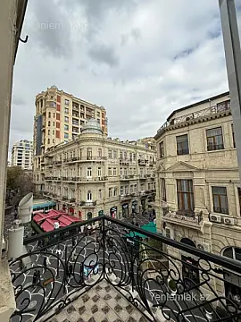 Satılır 1 otaqlı köhnə tikili 35 m² — Bakı, Səbail 1 otaq 35.00 m²