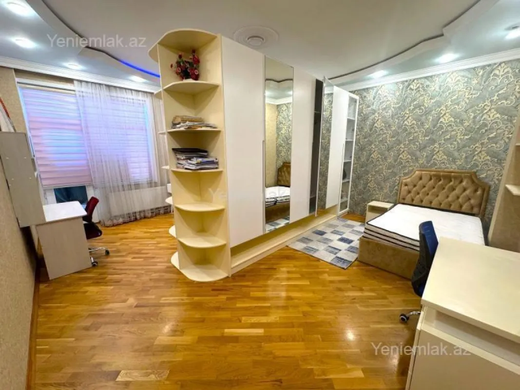 Satılır 3 otaqlı yeni tikili 165 m²