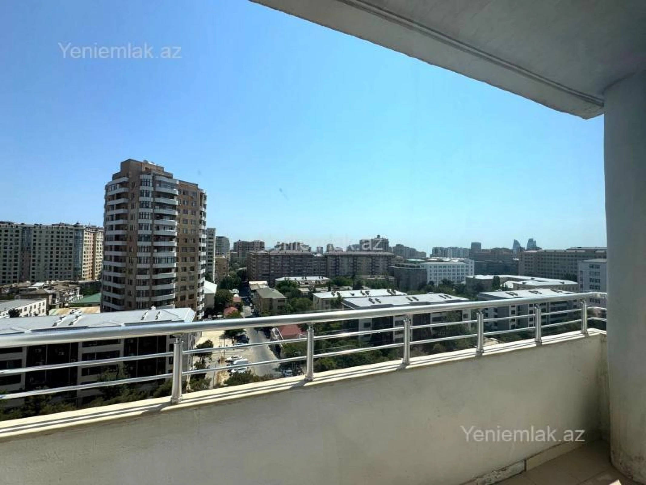 Satılır 3 otaqlı yeni tikili 165 m²