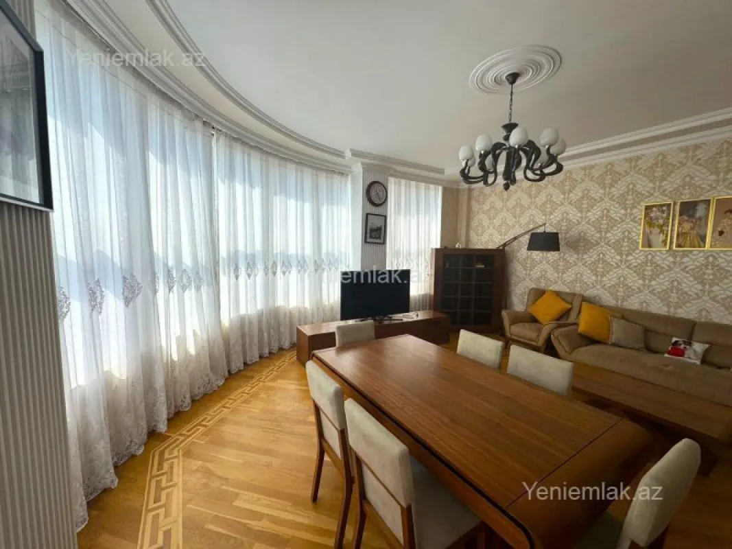 Satılır 3 otaqlı yeni tikili 165 m²