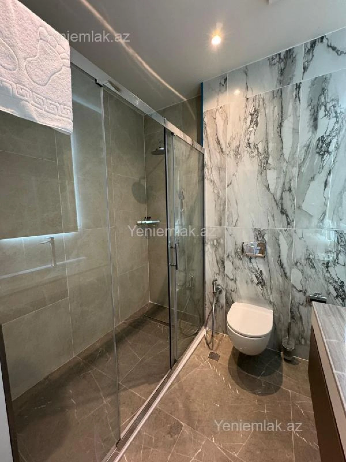 Satılır 1 otaqlı yeni tikili 60 m²